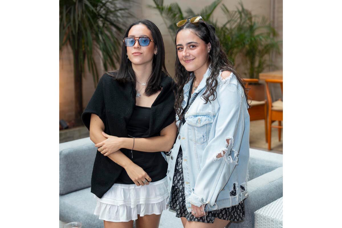 Mariana Martínez y María Pinia. (Foto: Héptor Arjona)