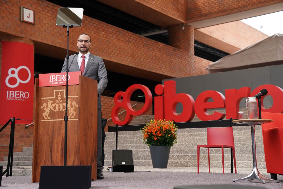 Luis Arriaga, rector de la UIA. (Foto: Héptor Arjona para VIP)