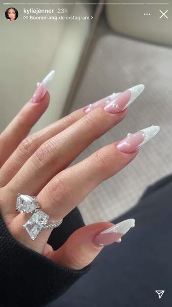 Los sorprendentes anillos de diamantes de Kylie Jenner y Stormi Webster