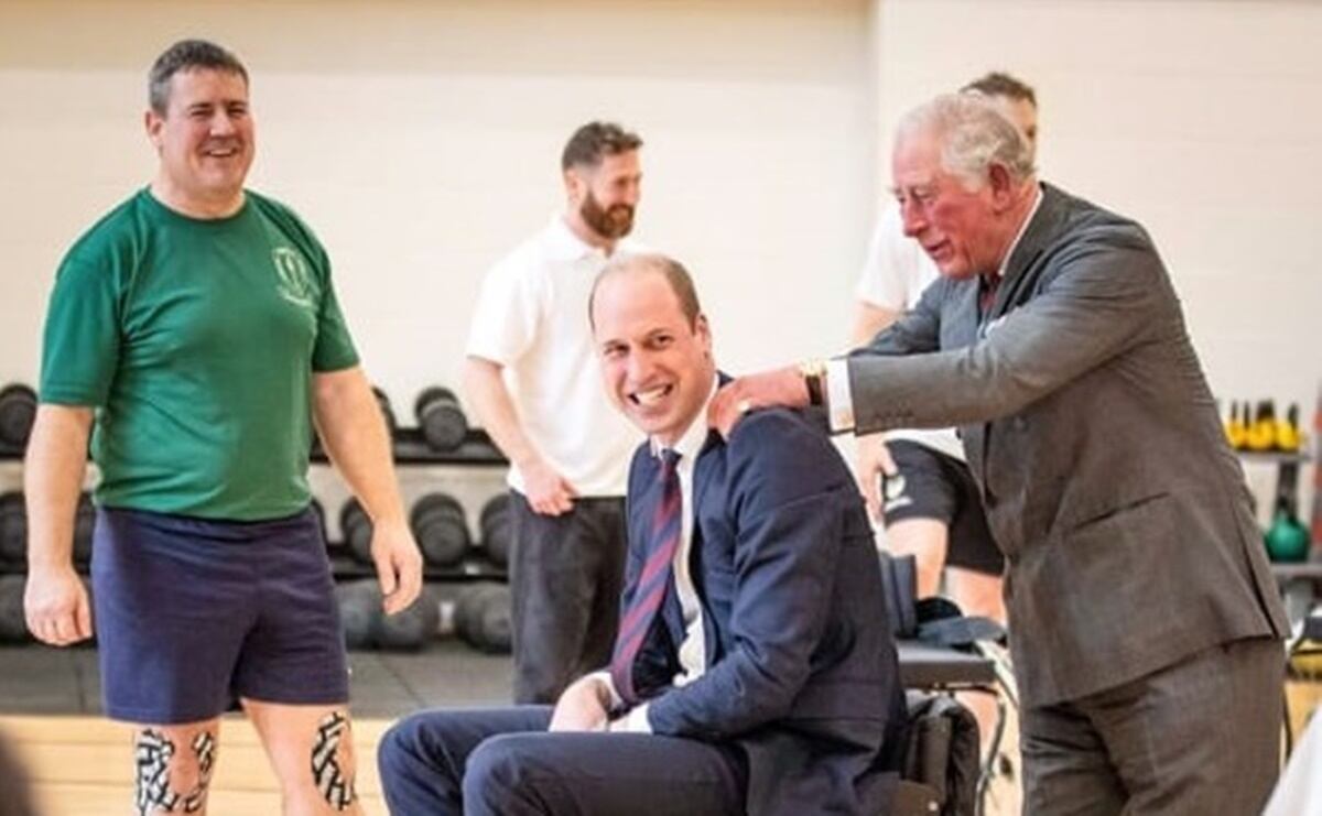 La tierna foto de Carlos de Gales y el príncipe William en el Día del Padre 
