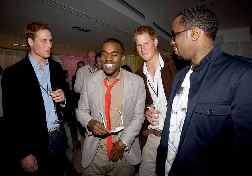 El príncipe William y Harry con los raperos P. Diddy y Kanye West / Foto: Getty Images