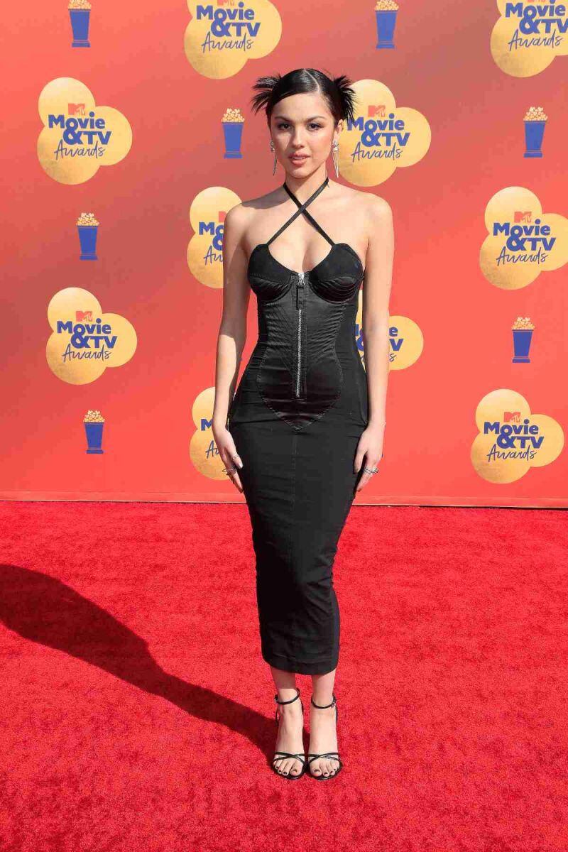 Olivia Rodrigo revive el conical corset de Jean Paul Gaultier de 1987 en los MTV Awards
