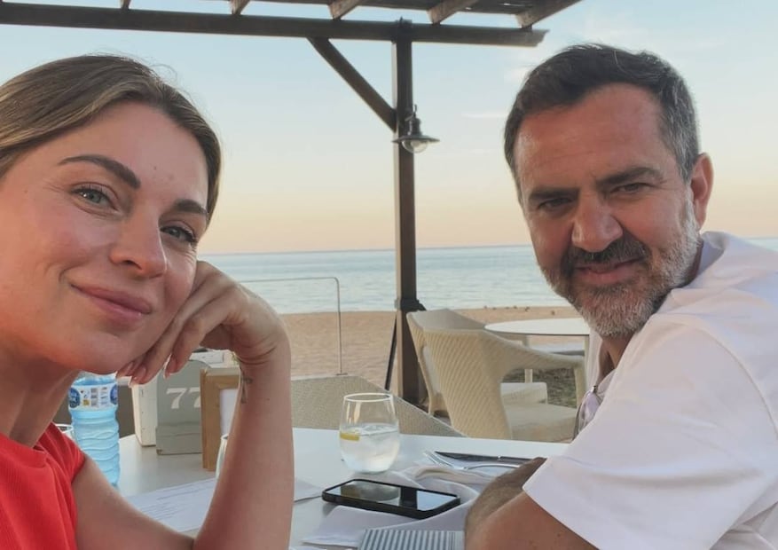 Ludwika Paleta junto a Flavio Medina, su compañero de elenco en 'Isla Brava' / Foto: Instagram