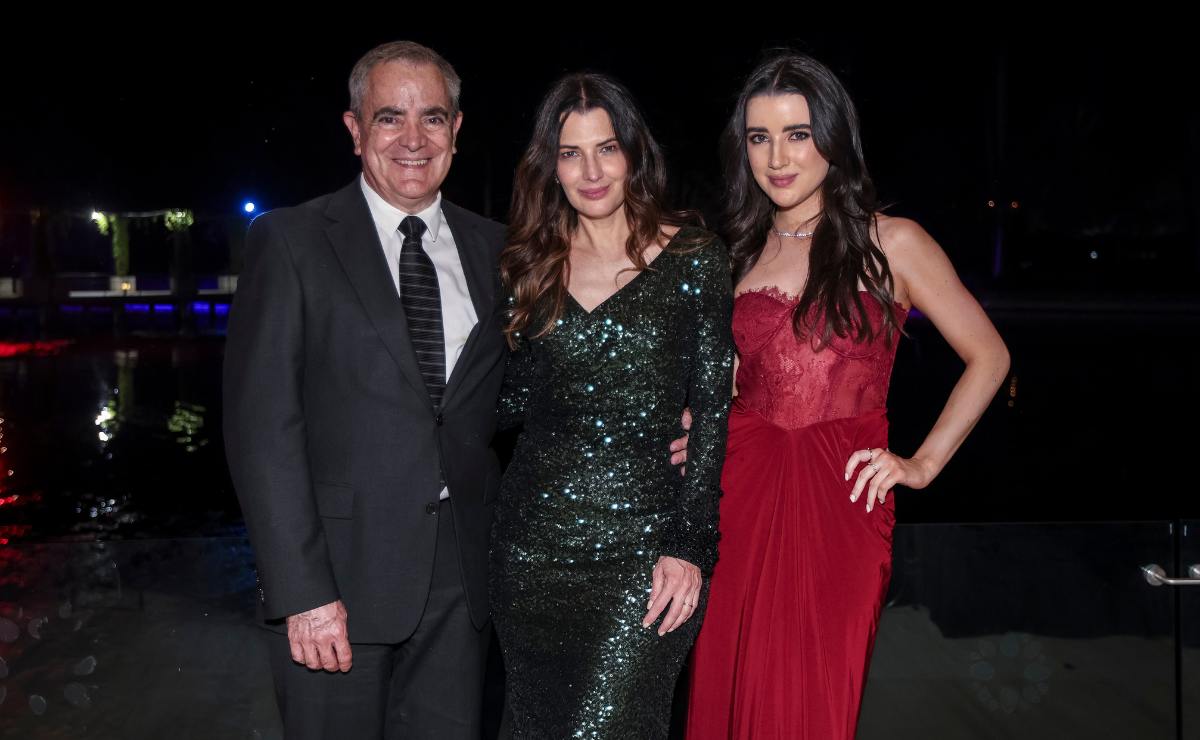 Luis Magallanes, Aline Bortoloti y Constanza Magallanes / Foto: Esteban Torreblanca