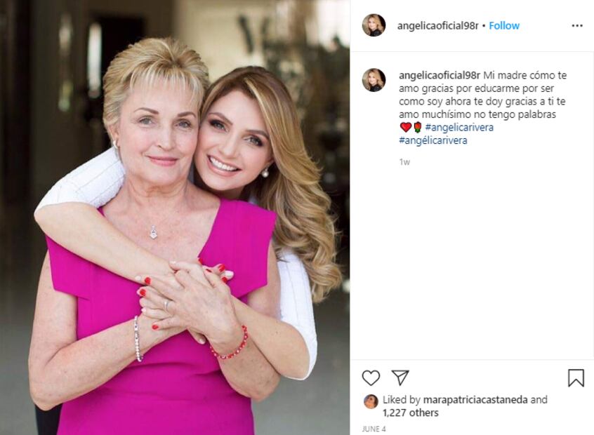 La fotografía de Angélica Rivera con su mamá ¡son idénticas!