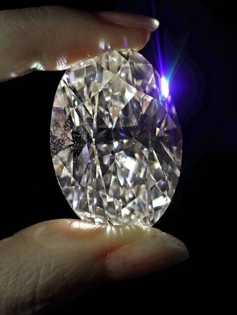 El diamante más raro sale a subasta; esperan que alcance 33 millones de dólares