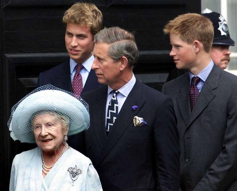 El príncipe Harry heredó más dinero de su bisabuela que el príncipe William; esta es la razón