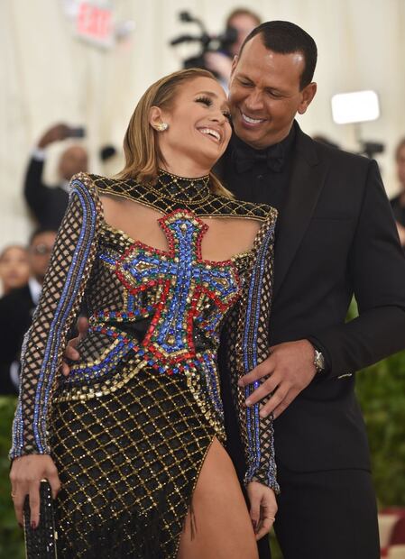 JLo se compromete con Alex Rodriguez