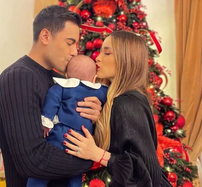 Carlos Rivera y Cynthia Rodríguez / Foto: Instagram