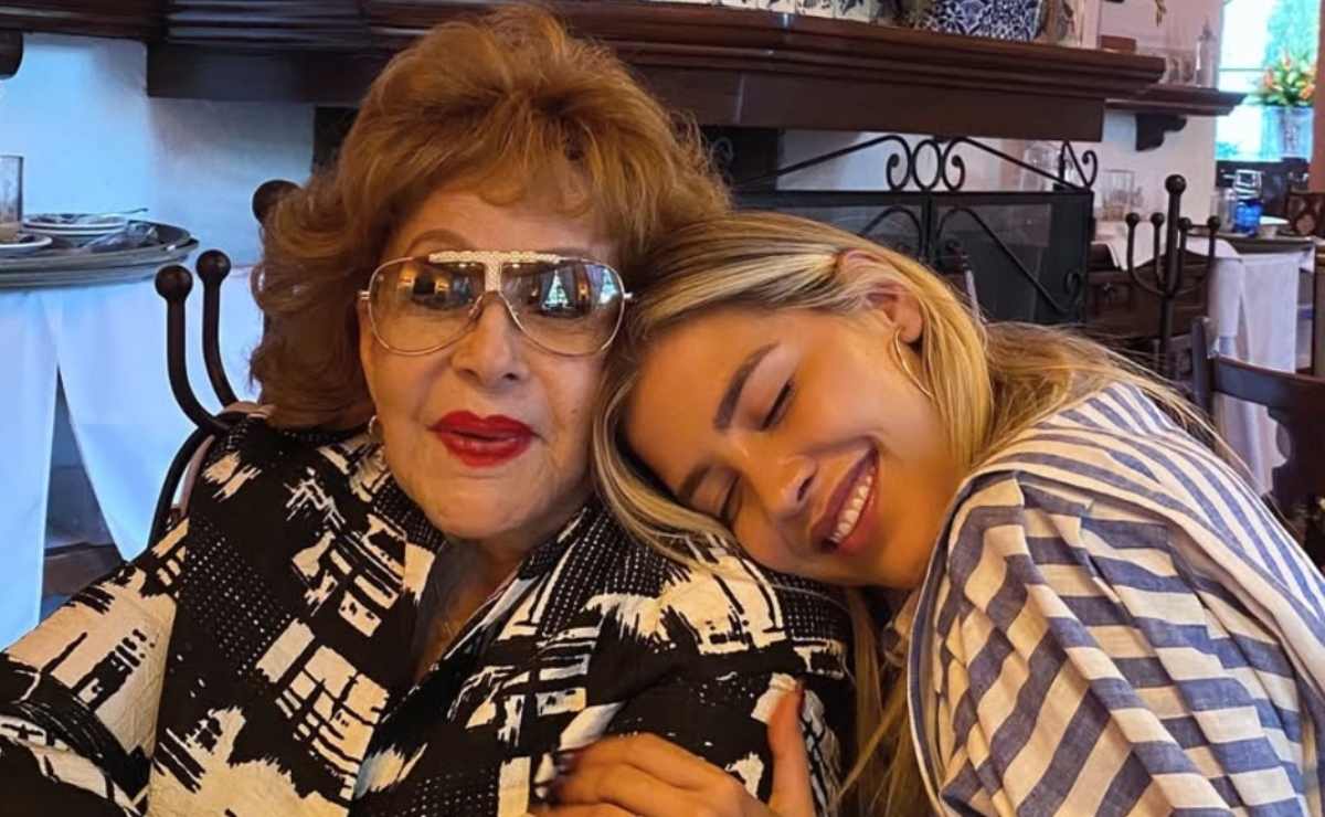 Michelle Salas comparte entrañable foto inédita para recordar a Silvia Pinal