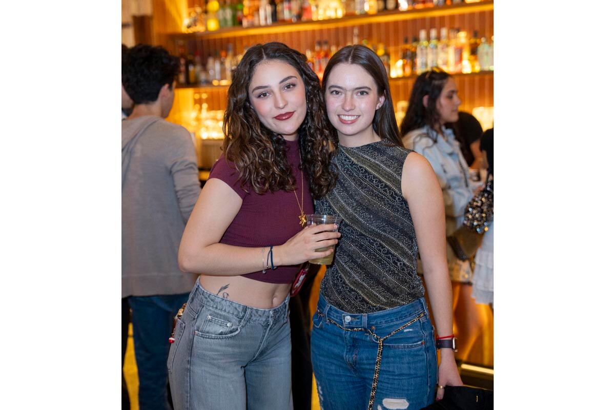 Daniela Franco y Fernanda Revuelta. (Foto: Héptor Arjona)