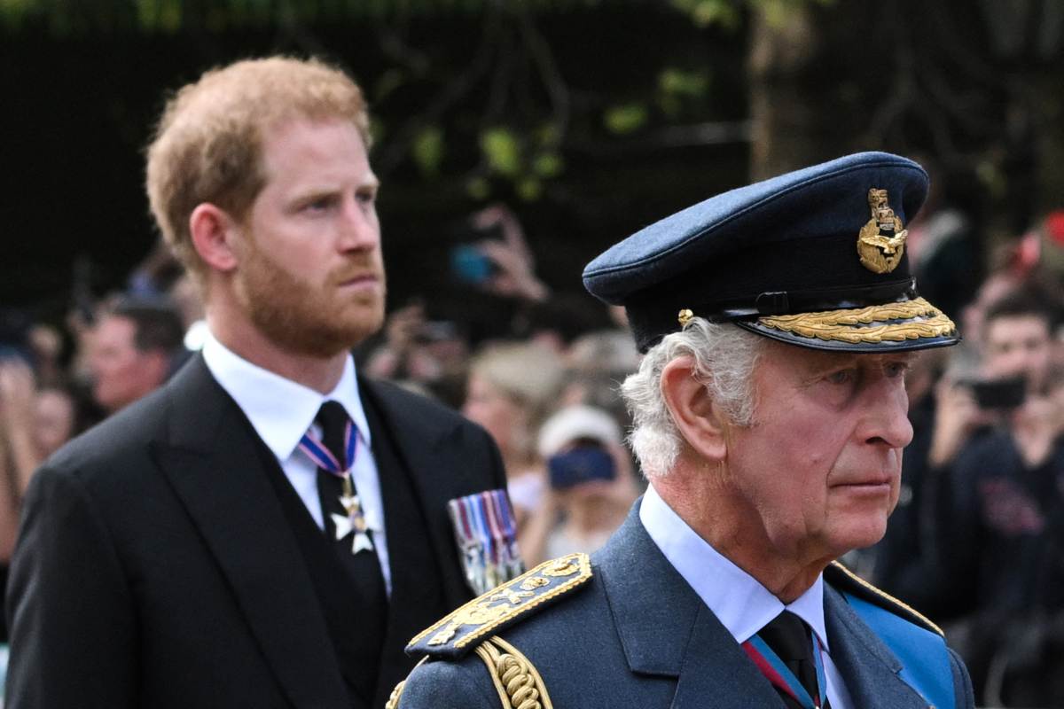 El príncipe Harry insultó a su papá, el rey Carlos III, en una pelea por dinero
