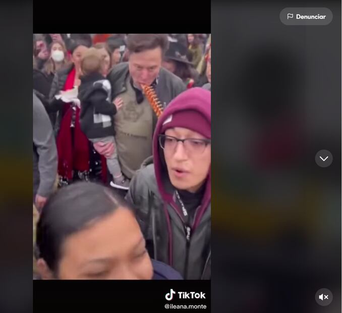 Captan a Elon Musk en fiesta mexicana comiendo espiropapas con su hijo  X Æ A-XII