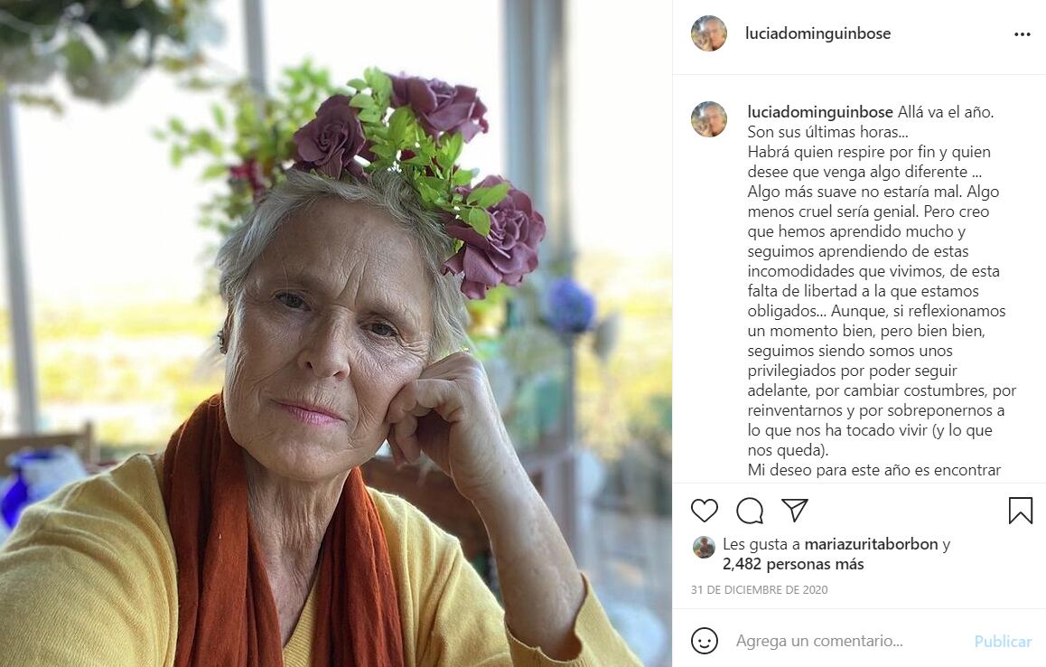 La razón por la que Lucía Dominguín, hermana de Miguel Bosé, siempre lleva flores en la cabeza