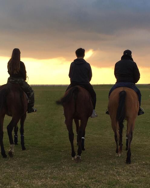 Alejandro Sanz comparte una foto de sus cuatro hijos juntos 