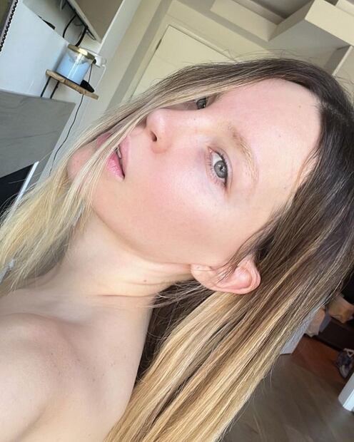 Hace unos días, Belinda estrenó nuevo look / Foto: Instagram