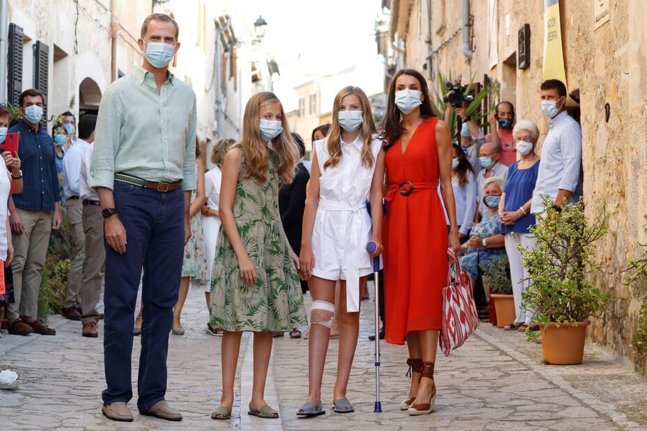 La princesa Leonor y la infanta Sofía dan muestra de su amor y complicidad 