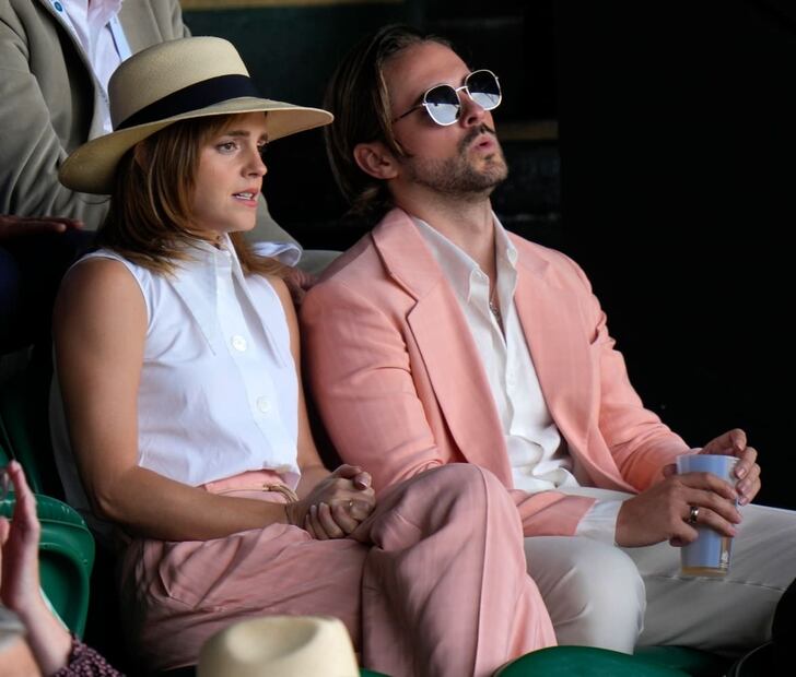 Emma Watson y su hermano Alex en Wimblendon / AP