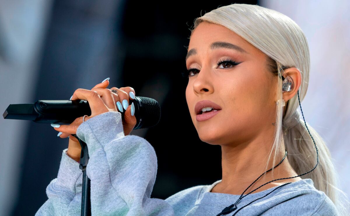 Ariana Grande y Dalton Gomez hacen oficial su noviazgo 