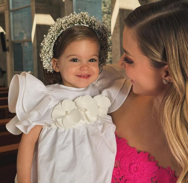 La pequeña Mariel en la boda de Caty García y Eduardo Quintanilla / Foto: Instagram