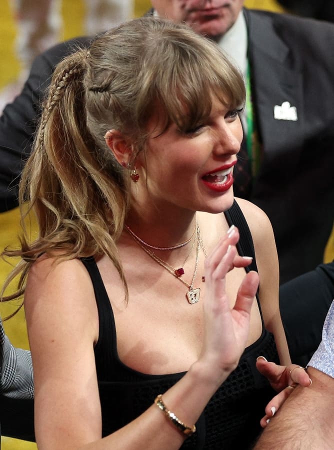 Taylor Swift y Travis Kelce en el Super Bowl 2024 / AFP