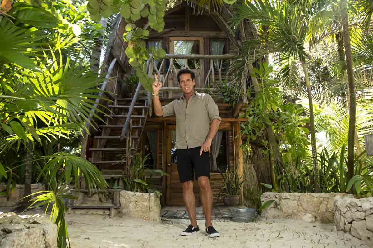 Roberto Palazuelos en su hotel Ahau. (Foto: Esteban Torreblanca)