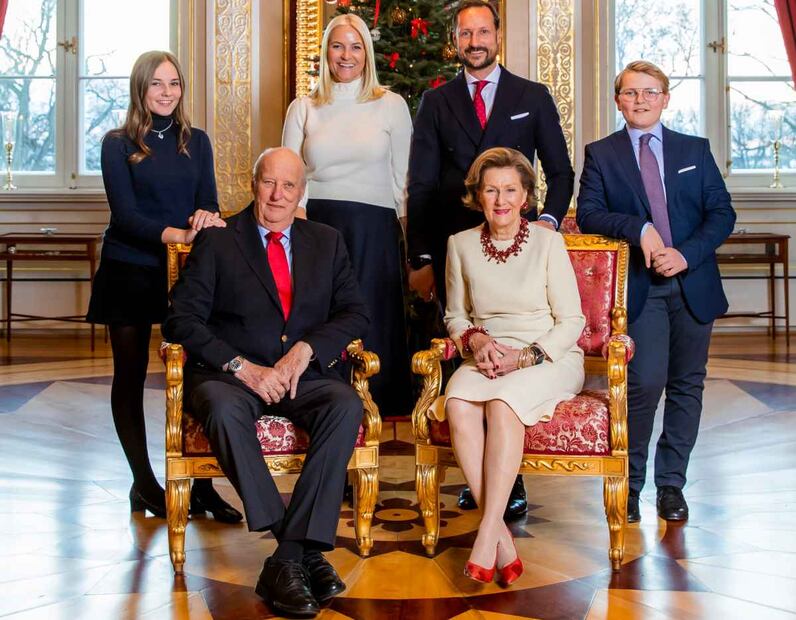 Haakon de Noruega ¿es el nuevo 'príncipe Carlos', eterno heredero al trono?