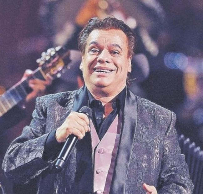 Esta es la historia de la foto de José José, Camilo Sesto, Juan Gabriel y Rocío Durcal