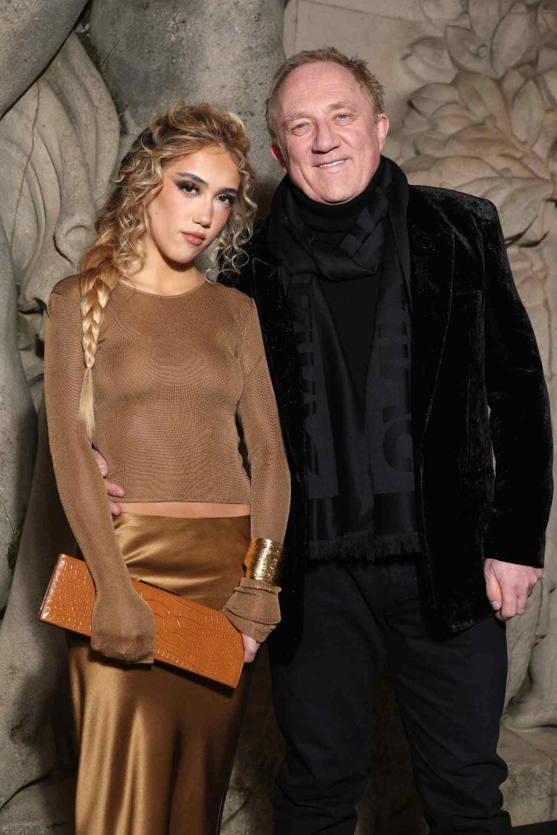 Valentina Paloma Pinault y su dramático look con tacones kilométricos y outfit ajustado