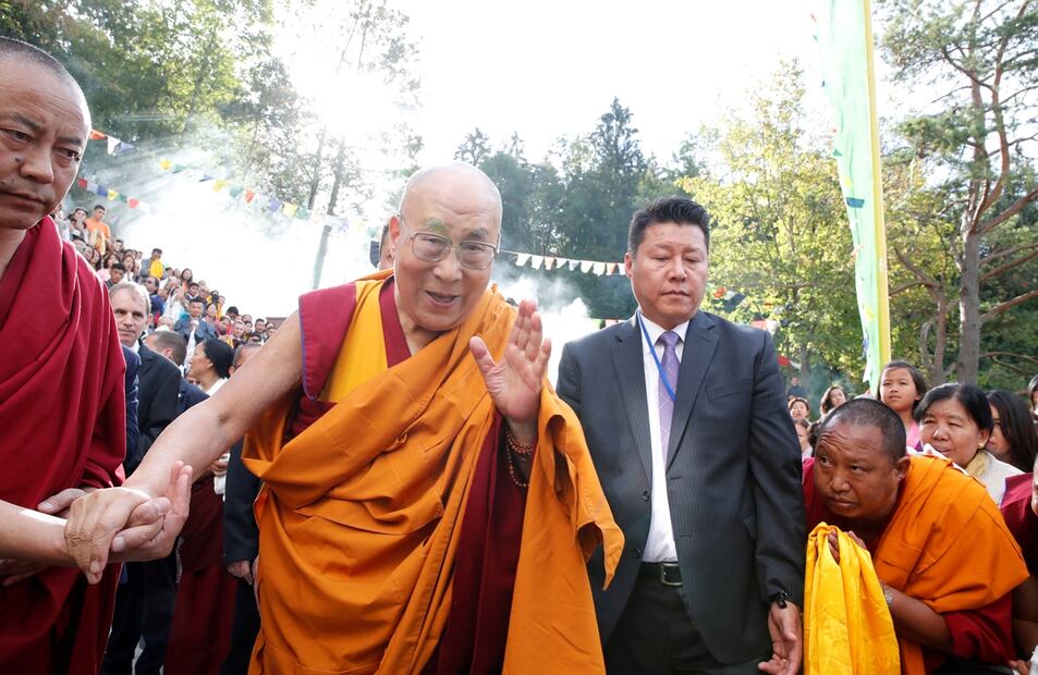El Dalai Lama es ingresado en un hospital de India por infección pulmonar