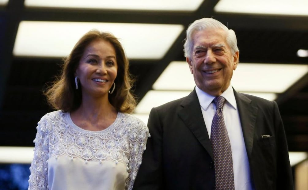 Mario Vargas Llosa extiende una rama de olivo a Isabel Preysler y le pide "parar esta guerra"