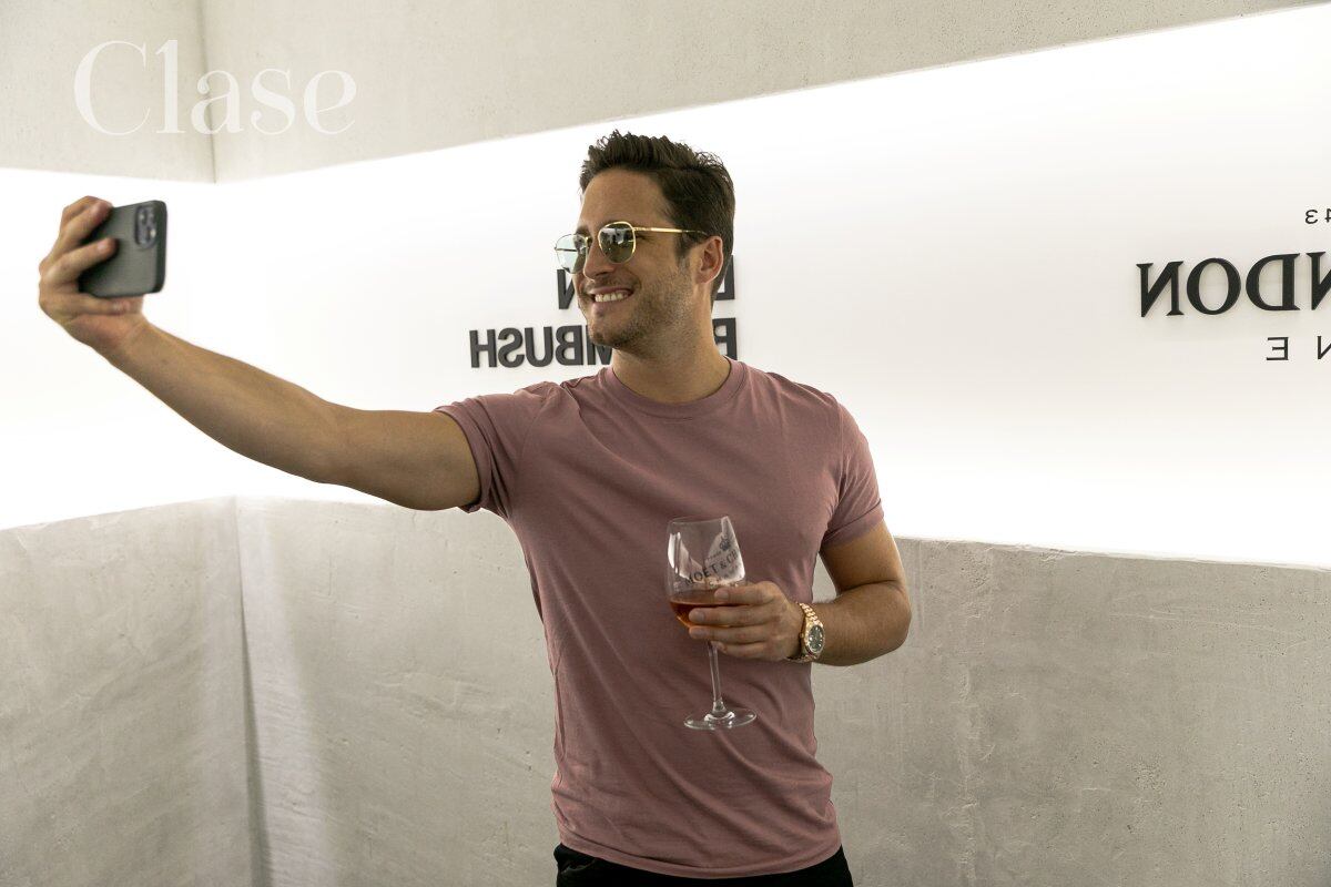 Diego Boneta en la presentación de Moët by Ambush