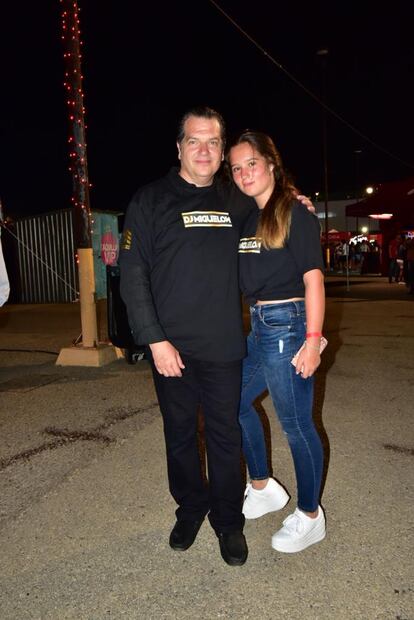 VIDEO: Miguel Alemán Magnani apoya a su hijo en su debut como DJ