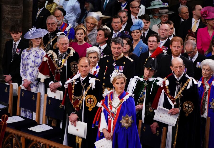 Revelan lo que el príncipe Harry dijo durante la coronación de Carlos III