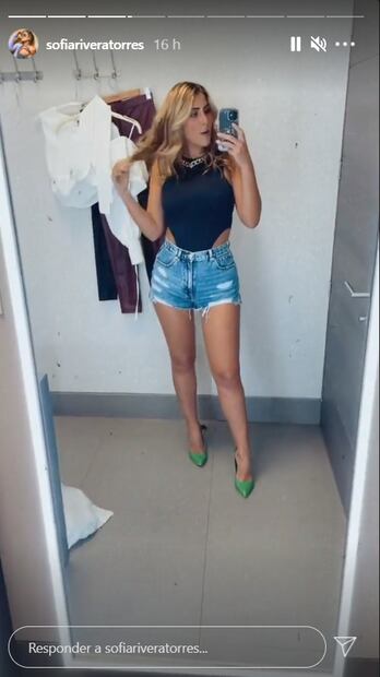 Sofía Rivera Torres te enseña cómo lucir un mini short de mezclilla y tacones