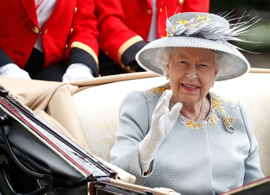 Además de Europa, ¿cuántas monarquías existen en el mundo? 