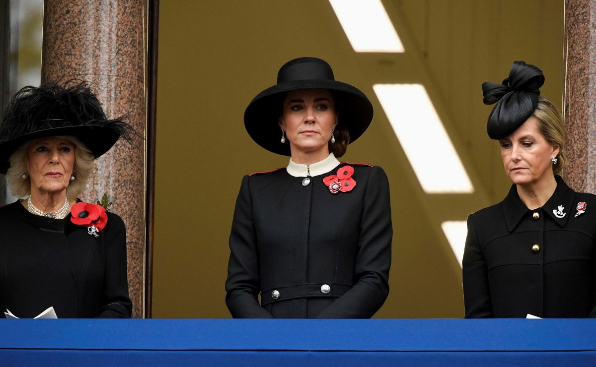 reina Isabel II, Día del Armisticio, Kate Middleton