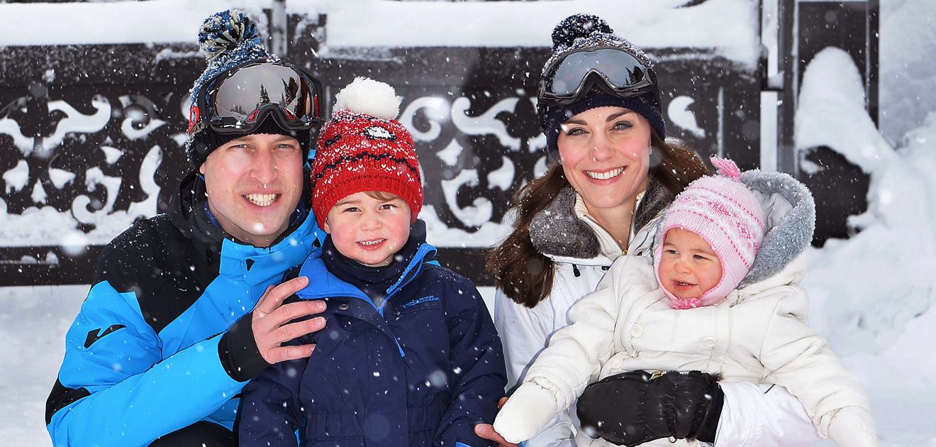 El príncipe William y su esposa Kate Middleton disfrutaron de las primeras vacaciones con sus hijos. FOTO: John Stillwell