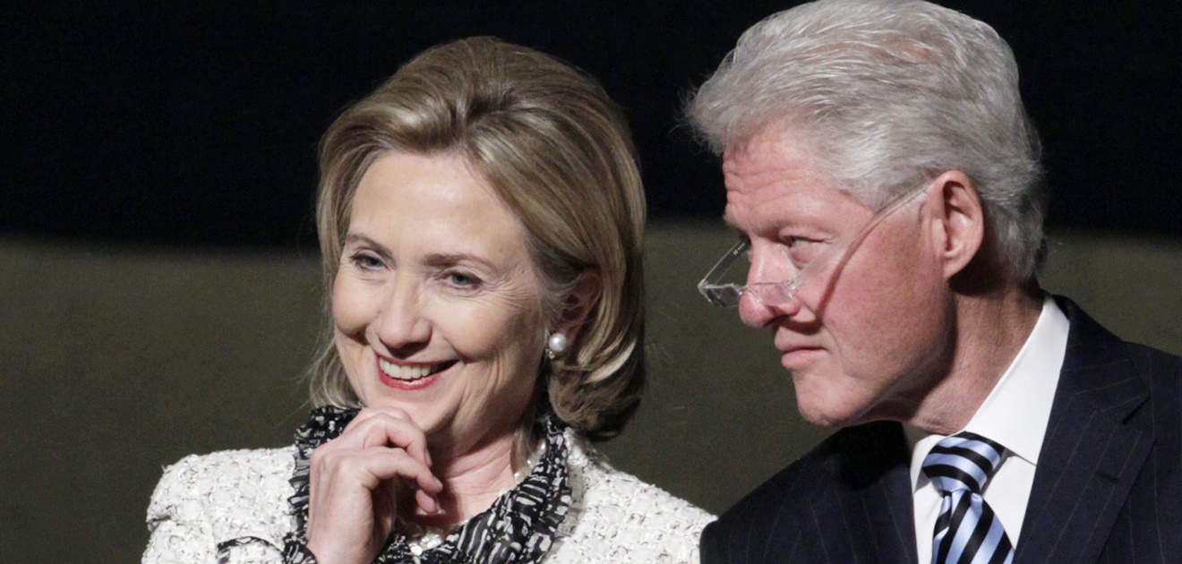Revelarán en un libro las intimidades del matrimonio Clinton.  (Fotos: Archivo)